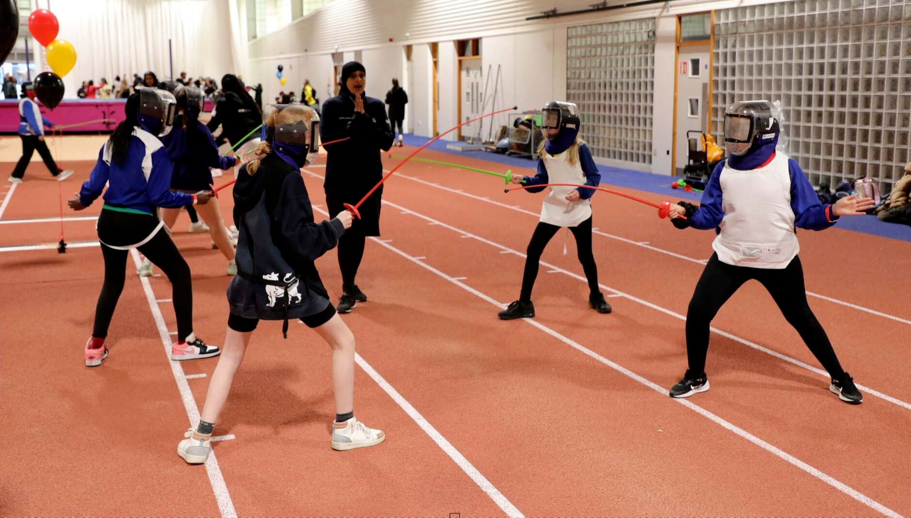 Girls_of_Brum_Fencing-260702124453-260702124544-260702124622.png?x=260702124625